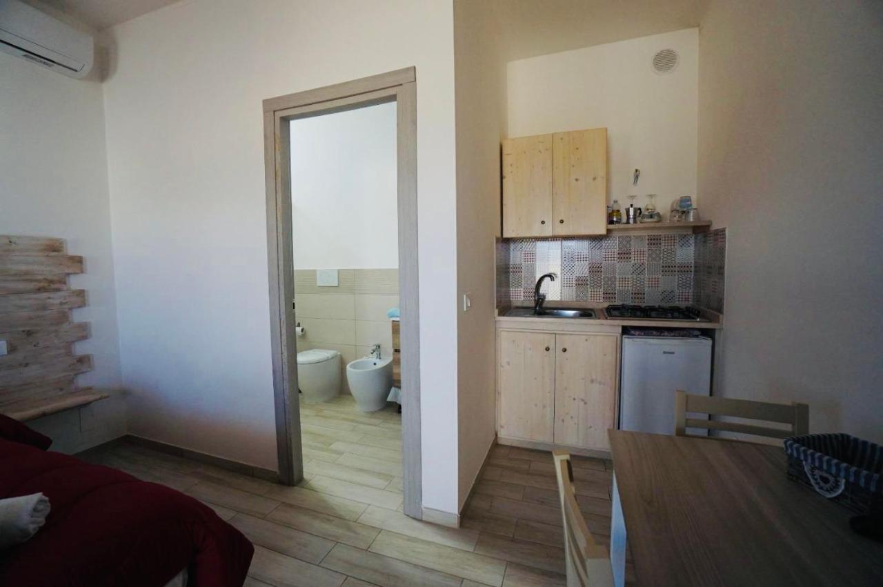 Prima Lux Apartment Leverano Bagian luar foto